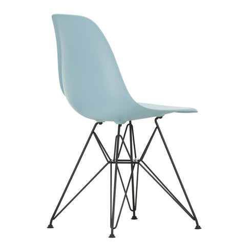 Cadeira Eames DSR em Plástico / Base Preta